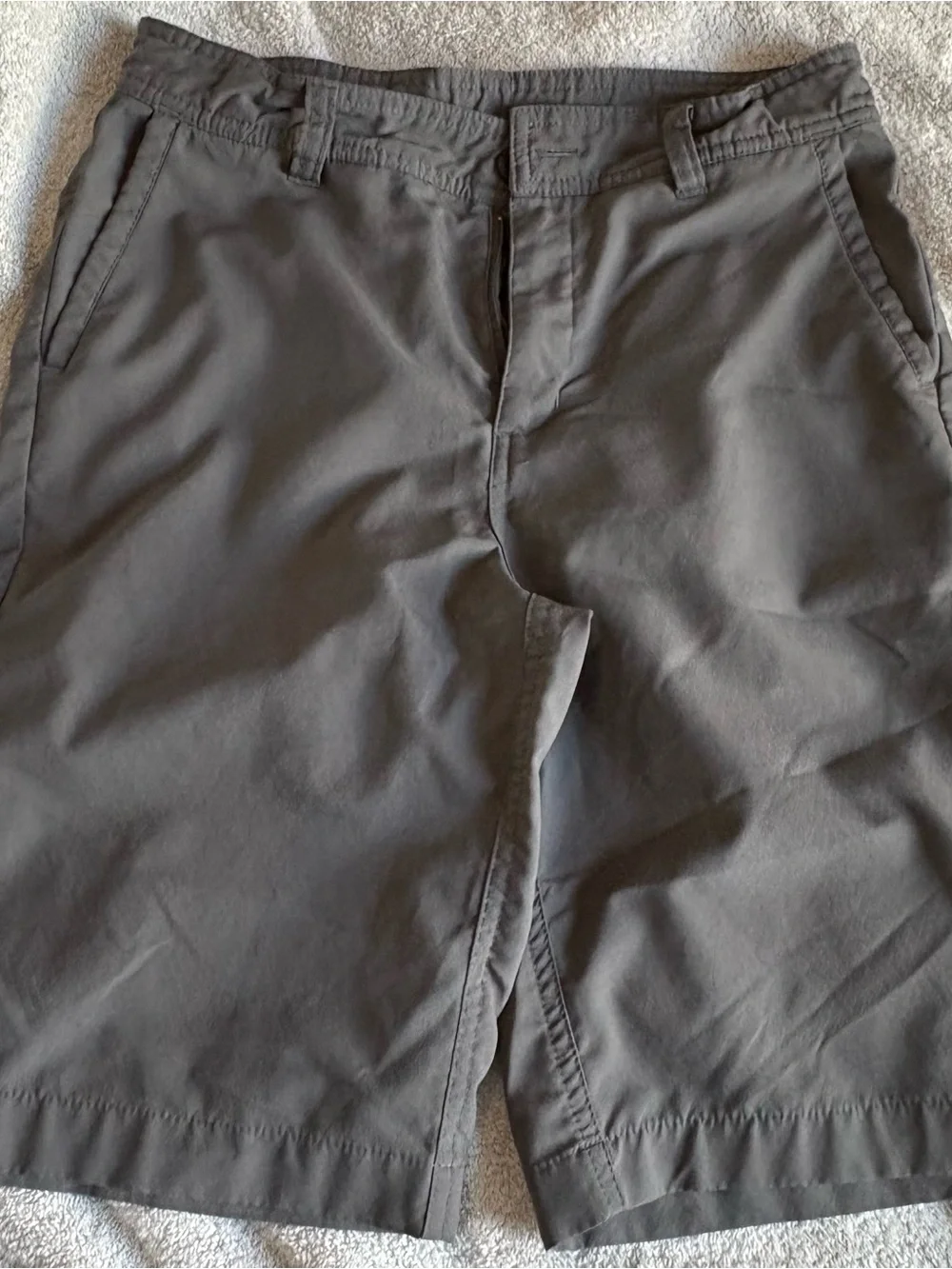 Magellan Outdoors Men's Charcoal Gray Flat Front Shorts